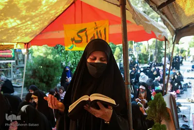 مراسم دعای پرفیض عرفه در گلزار شهدا