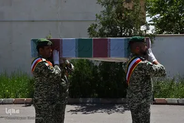تشییع پیکر شهید سانحه کنارک در تبریز
