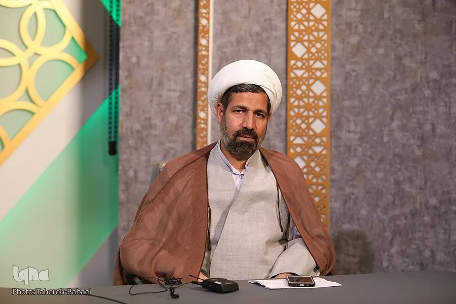 گفت‌وگو و عدم قضاوت کلی، تنازع میان انسان‌ها را به حداقل می‌رساند + صوت