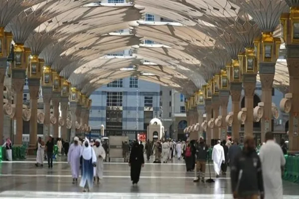 زائران مدینه
