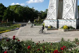 لاله های باغ گلستان تبریز