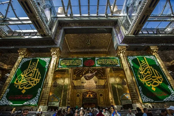 مظاهر الأفراح المهدويّة تنتشر في أرجاء العتبة العبّاسية المقدّسة + صور