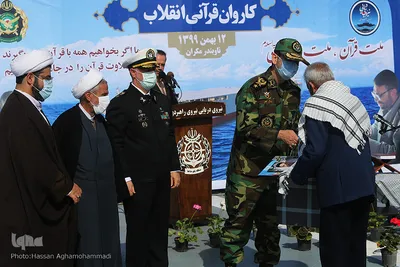 محفل انس با قرآن کاروان قرآنی انقلاب بر عرشه ناو جمهوری اسلامی