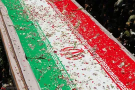 تشییع پیکر رئیس جمهور شهید در تهران (۲)