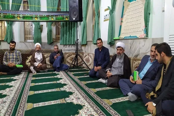 کرسی تلاوت قرآن بابلسر