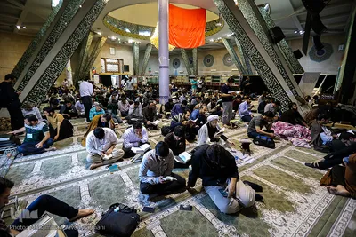 اعمال ام داوود در آخرین روز اعتکاف دانشگاه تهران