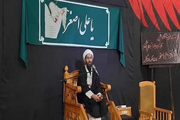 عزادار امام حسین(ع) باید دشمن دین و بشریت را بشناسد