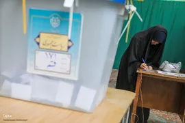 چهاردهمین دوره انتخابات ریاست جمهوری در حرم حضرت معصومه(س) و مسجد مقدس جمکران