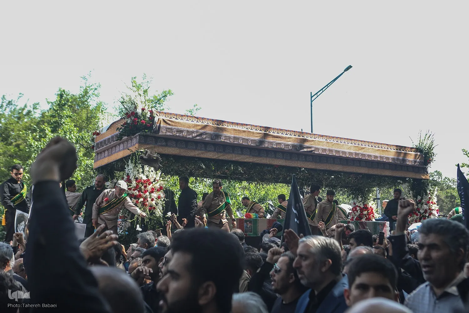 تقریر مصور | مراسم تشييع جثمان الشهيد رئيسي ومرافقيه في العاصمة طهران