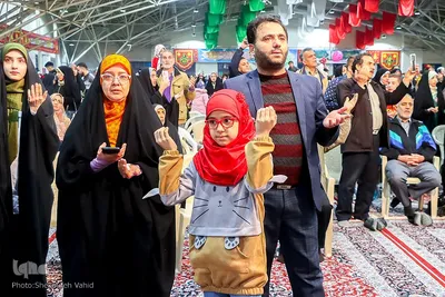 مراسم تحویل سال نو درگلستان شهدای اصفهان