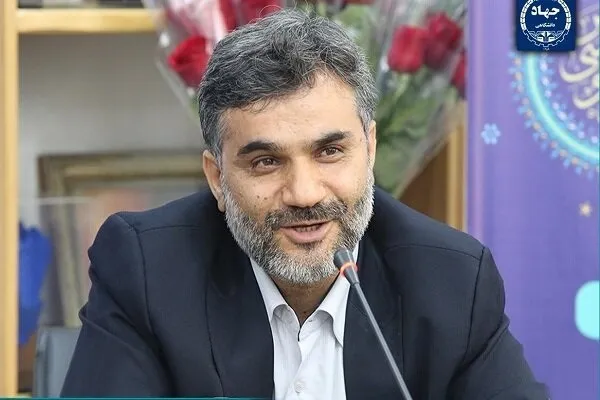 معرفی ملموس زنده‌یاد کاظمی‌آشتیانی برای دانش‌آموزان و دانشجویان