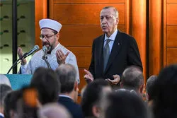 Erdoğan eröffnet Moschee in Köln