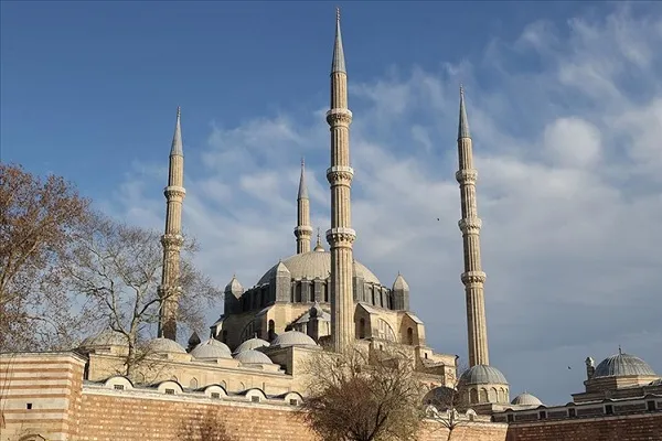 Selimiye Camisi'nin 40 ay sürecek kapsamlı restorasyonuna başlandı