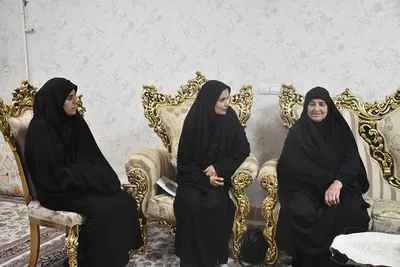 دیدار با خانواده شهدای غریب در لرستان
