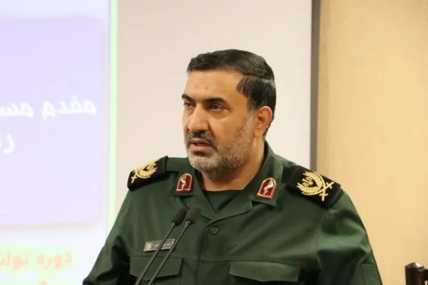 دشمن به‌دنبال عادی سازی مسائل غیراسلامی در جامعه است