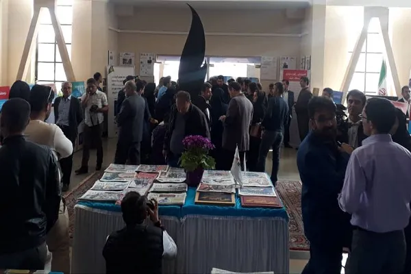 افتتاح نخستین نمایشگاه «رسانه‌های کُردی» در سنندج