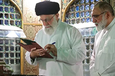 مراسم غبارروبی مضجع شریف ثامن‌الحجج حضرت امام رضا علیه‌السلام