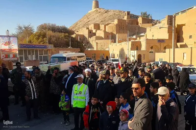 تشییع پیکر شهید گمنام دفاع مقدس در انارک