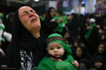 مراسم شیرخوارگان حسینی در اصفهان