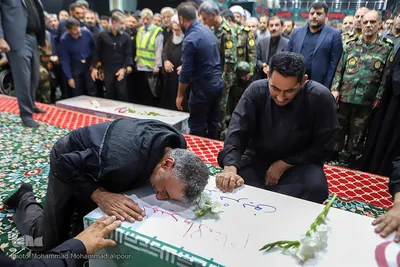 مراسم تشییع و به خاکسپاری دو شهید سرافراز ارتش در اهواز عکاس محمد محمدعلی پور