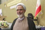 تأکید «رهبر شهید» بر انس با قرآن؛ راهبردی برای تربیت جامعه