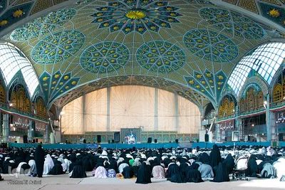 اقامه نماز عید فطر در مصلای اصفهان