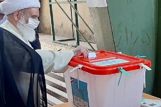 مردم با انتخاب اصلح در سرنوشت کشور سهیم می‌شوند