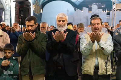 اقامه نماز عید فطر در مصلای اصفهان