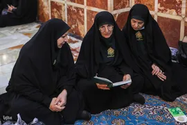 تشرف 313 خادمه حرم امام زاده صالح به قم
