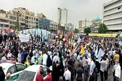 Iranian People, Officials Take Part in Mass Rallies on Int’l Quds Day