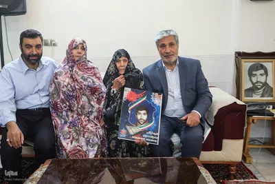 دیدار با خانواده شهید سید جواد محمودی