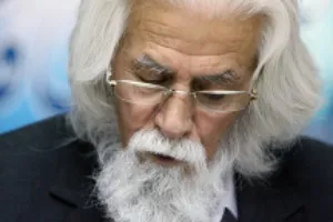 تجلیل از پدر شعر انقلاب «در عصرانه ادبی فارس»