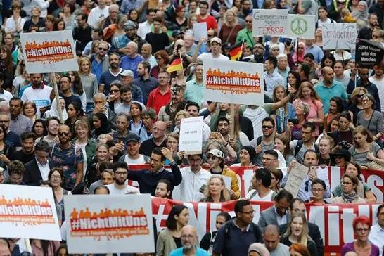 Alemania: Miles de musulmanes protestan contra el terrorismo