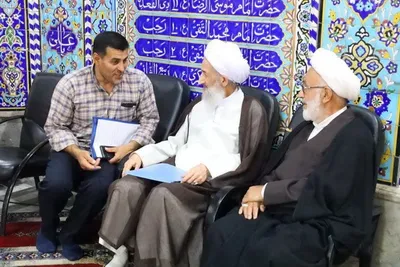 اقامه نماز جمعه ساری با امامت آیت الله محمد باقر لائینی