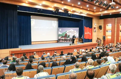 همایش تجلیل از خادمین حسینی(ع)