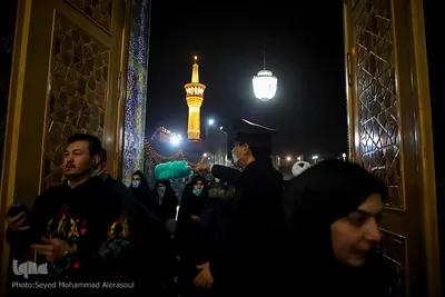 حرم مطهر رضوی در شب مبعث رسول اكرم(ص)