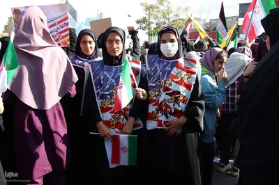 حضور اراکی‌ها در راهپیمایی 13 آبان