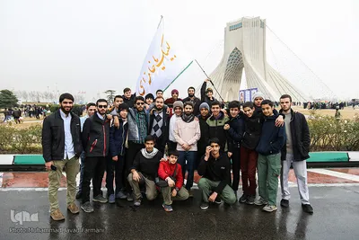 پایه کار انقلاب اسلامی ایران هستیم