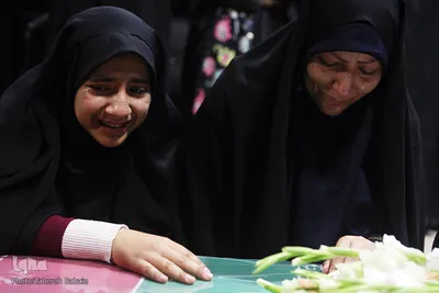 وداع با پیکر شهید مدافع حرم حمزه کاظمی