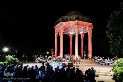 قرار بندگی؛ احیای شب ۲۱ رمضان در جوار آرامگاه حافظ