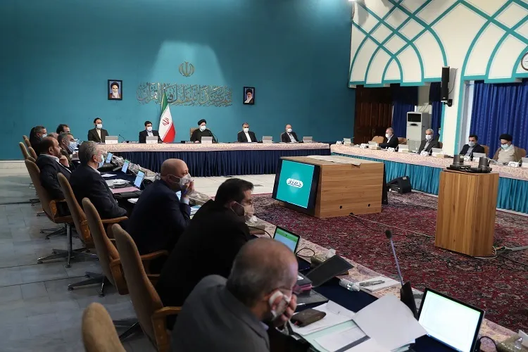 مشکلات با دستور دادن حل نمی‌شود؛ اقدام و عمل لازم است