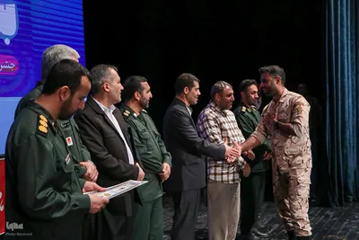 دورهمی خانوادگی بسیجیان شیراز
