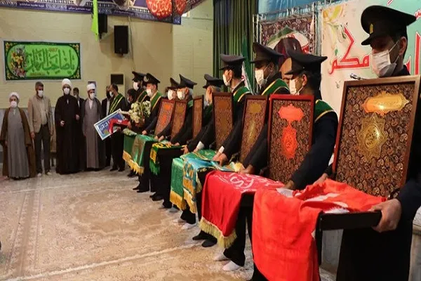 آزادی 16 زندانی جرائم غیر خشن در قم زیر سایه پرچم حرم اهل بیت(ع)