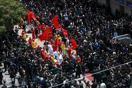 عزاداری عاشورا در چهارراه گلوبندک