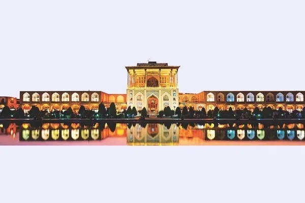 ইসলামী স্থাপত্য শিল্পে উৎকর্ষের প্রতীক