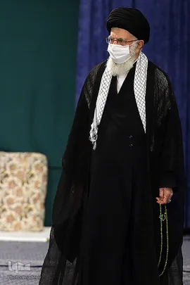 آخرین شب عزاداری حضرت اباعبدالله الحسین(ع) در حسینیه امام خمینی(ره) با حضور رهبر معظم انقلاب اسلامی