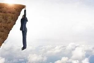 عقوبت حق‌الناس در همین دنیا به انسان می‌رسد