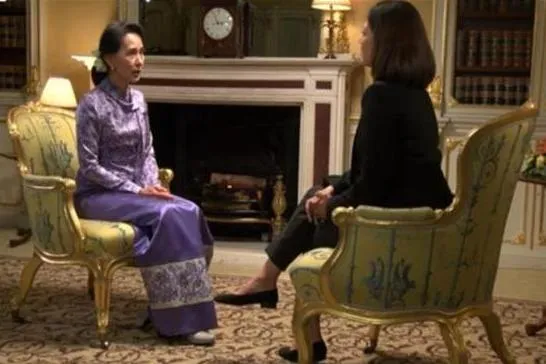 Kabur atas Pertanyaan Reporter Muslim Korea