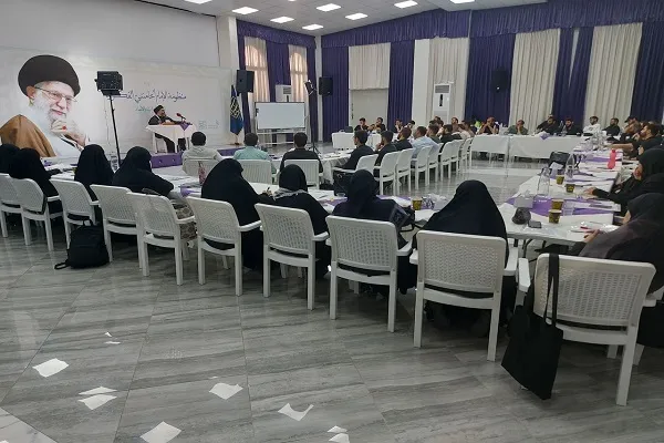 Keakraban dengan sistem intelektual pemimpin tertinggi revolusi Islam di Lubnan