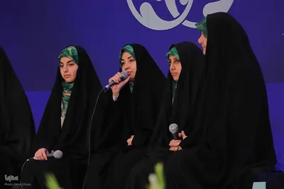 رقابت قرآنی بانوان همخوان در مصلی تبریز